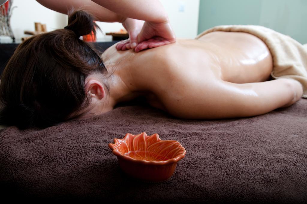 Oca Douro Valley Hotel And Spa Sambade ภายนอก รูปภาพ
